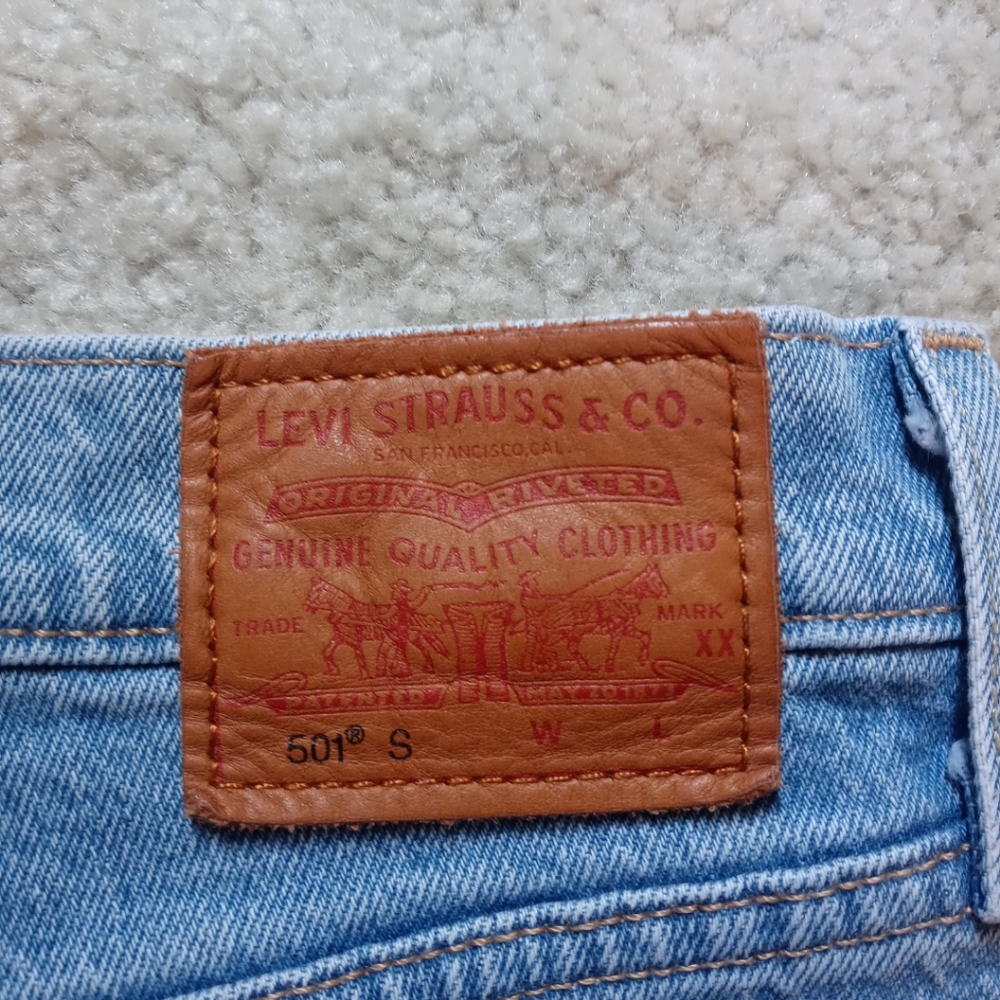 501 Levi's skinny jeans